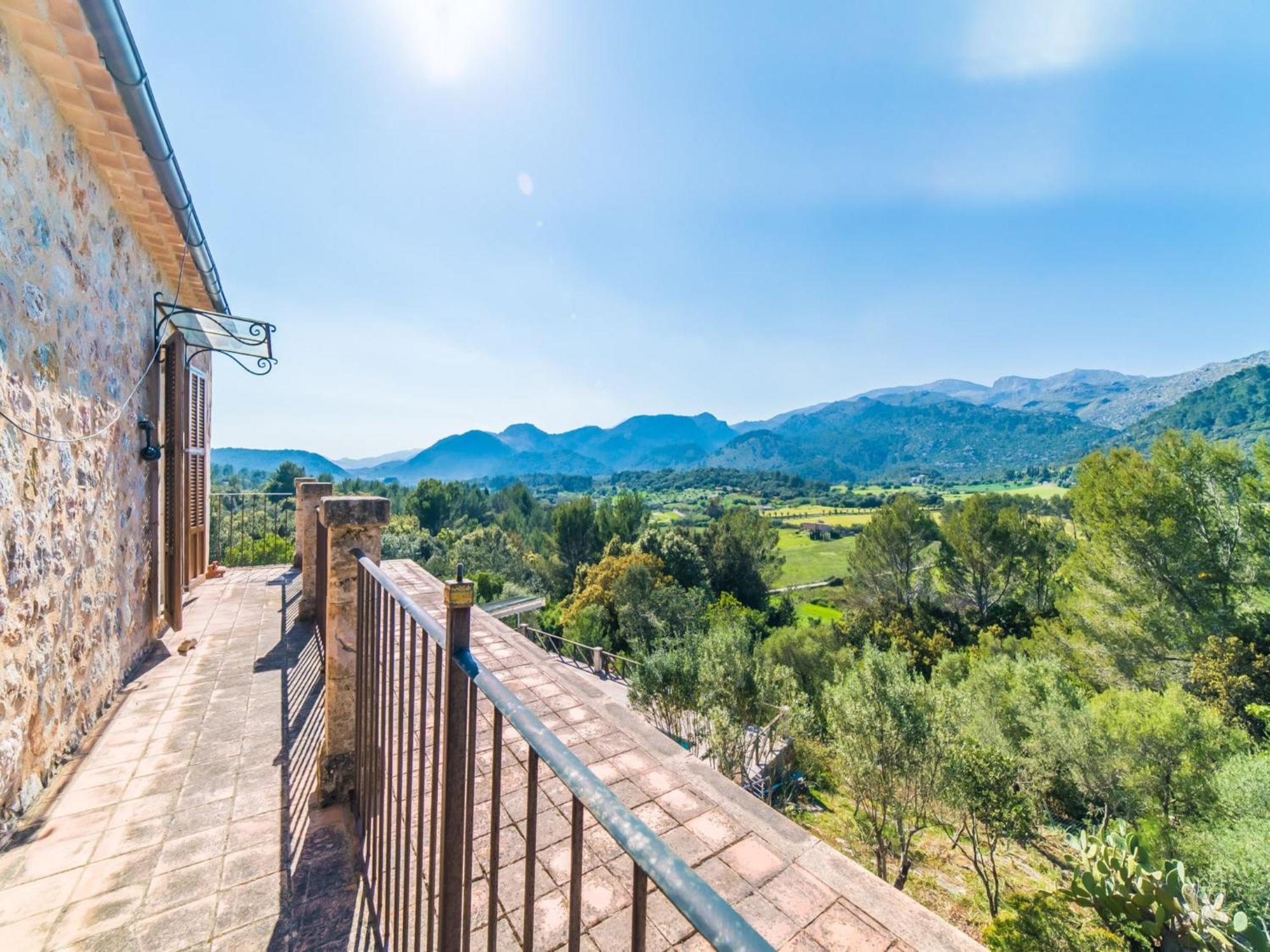 3-bedroom With Pool Ferienhaus