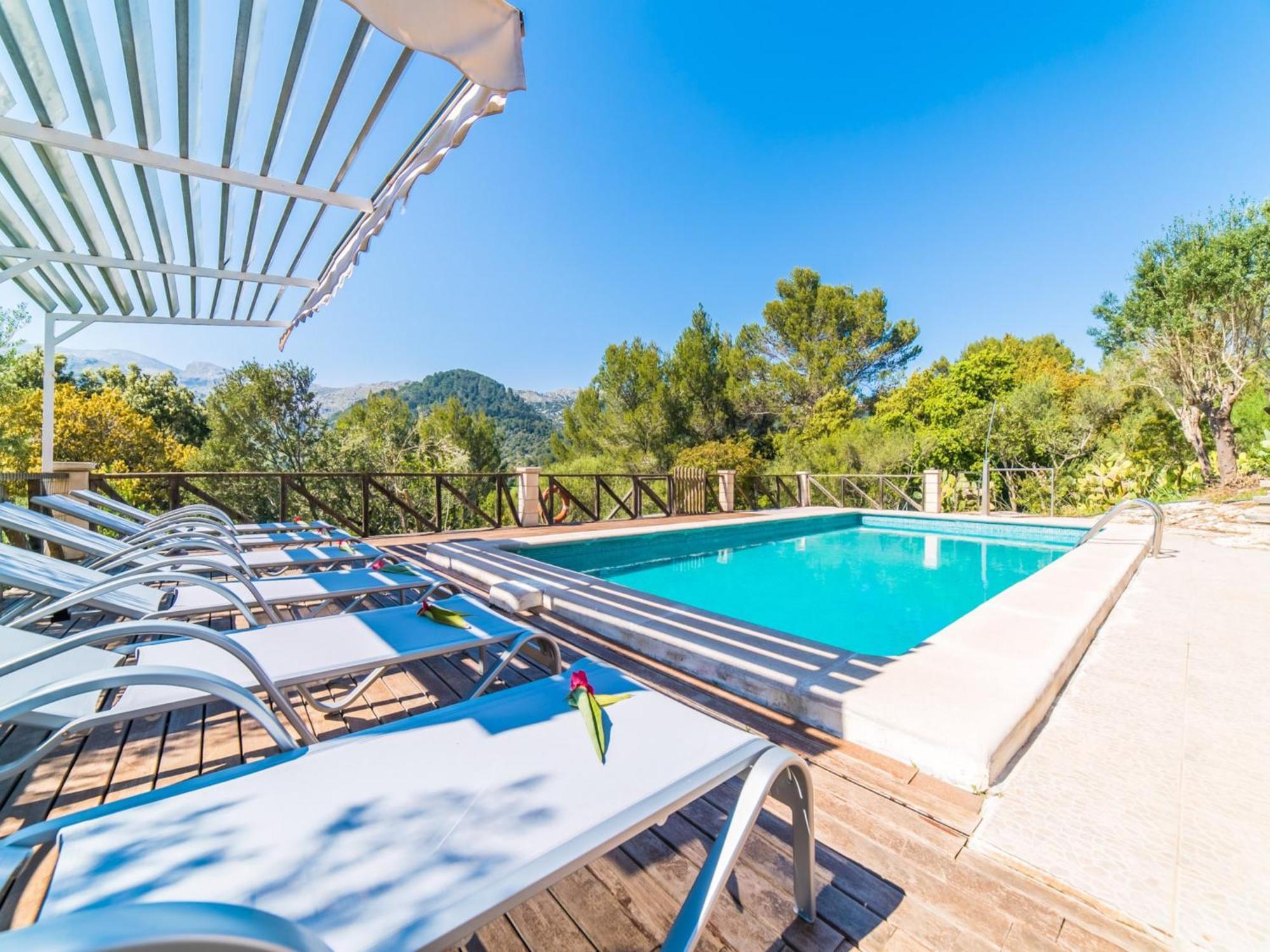 3-bedroom With Pool Ferienhaus *