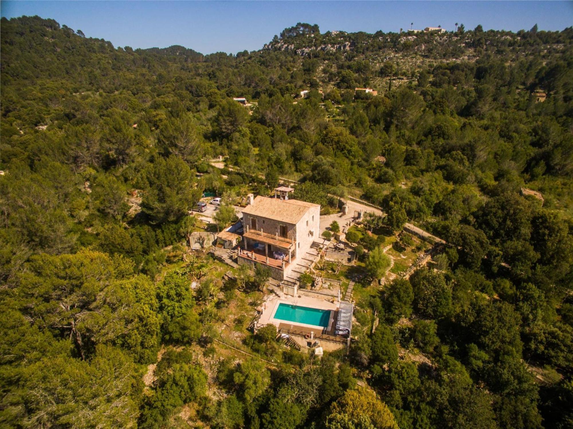 3-bedroom With Pool Ferienhaus